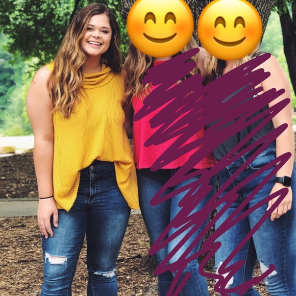 Yellow knit top - Picture 3 of 4